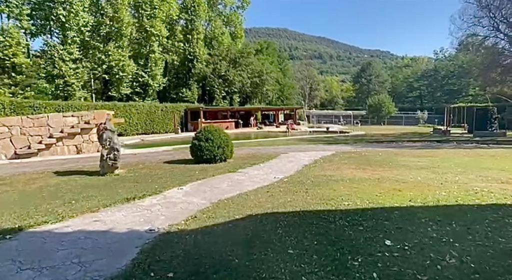 Casa Rustica Villa Олот Екстериор снимка