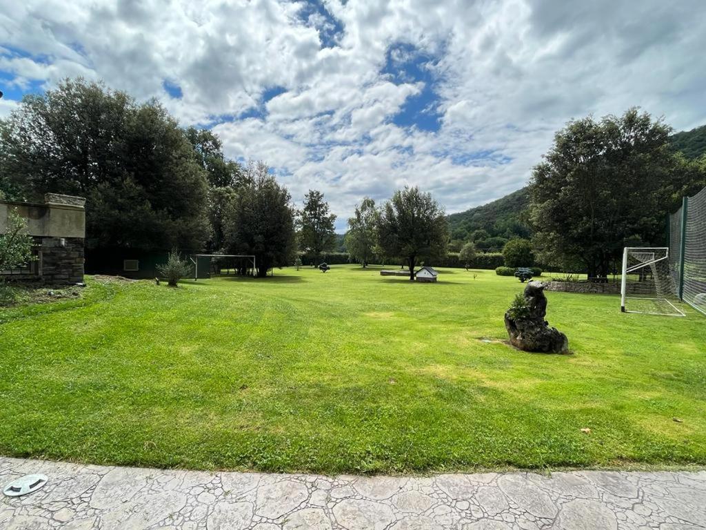 Casa Rustica Villa Олот Екстериор снимка